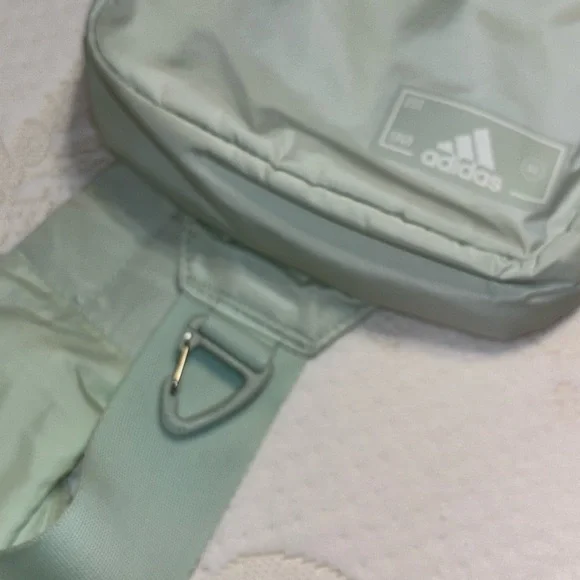 NWT Adidas Crossbody Sling bag/purse Linen Green - Picture 9 of 9